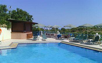 Poseidon Aparthotel 2*