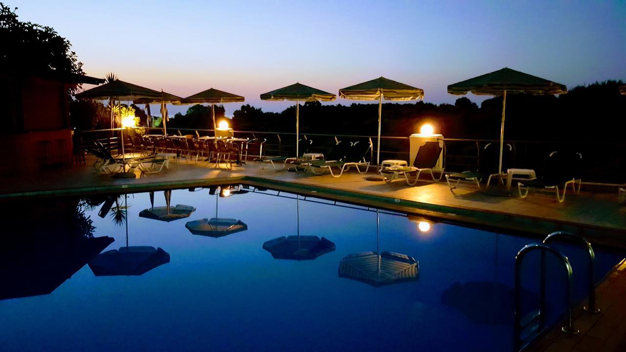 Poseidon Aparthotel Kato Daratso