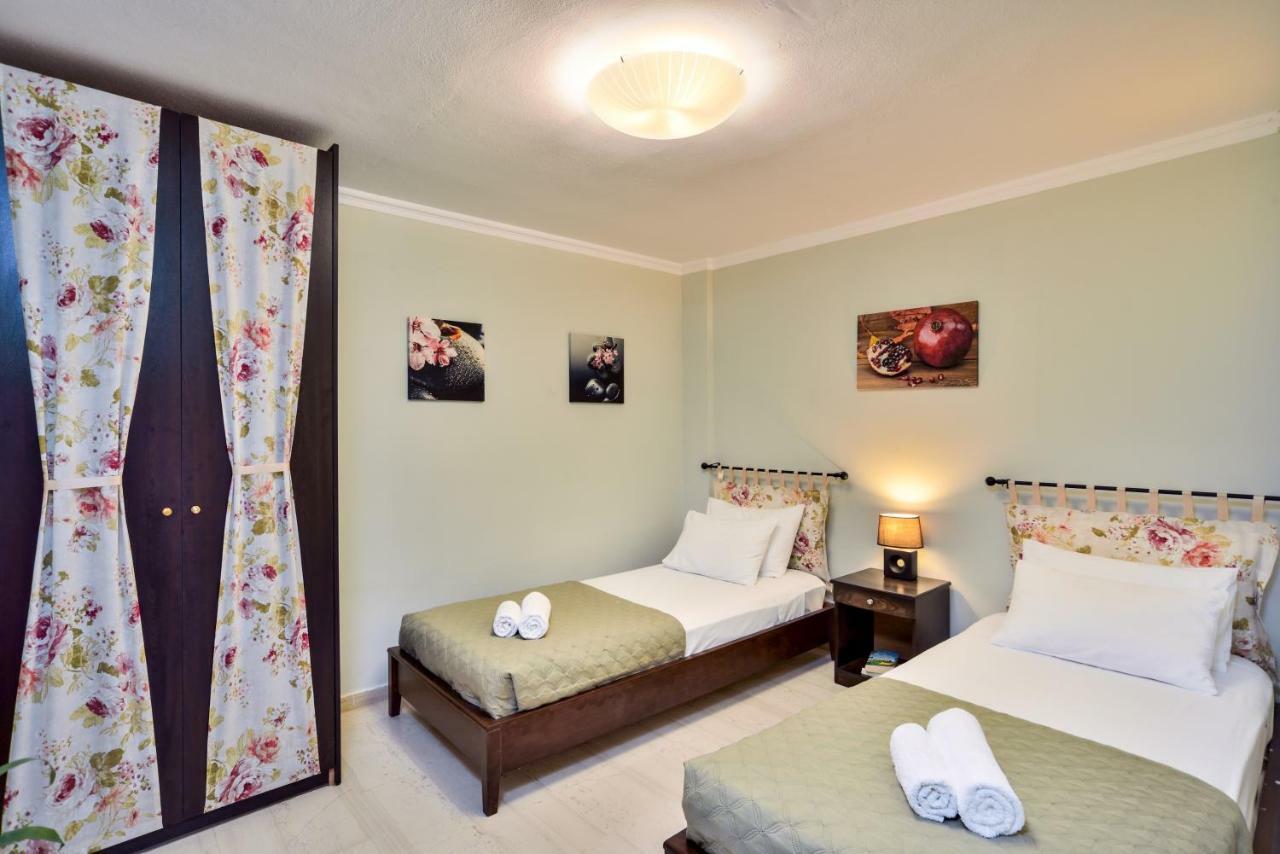 Poseidon Aparthotel