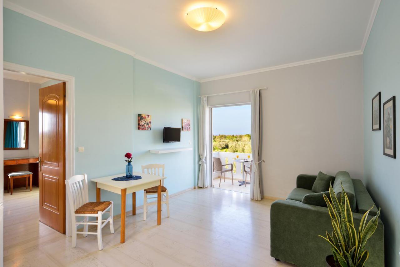 Poseidon Aparthotel Kato Daratso