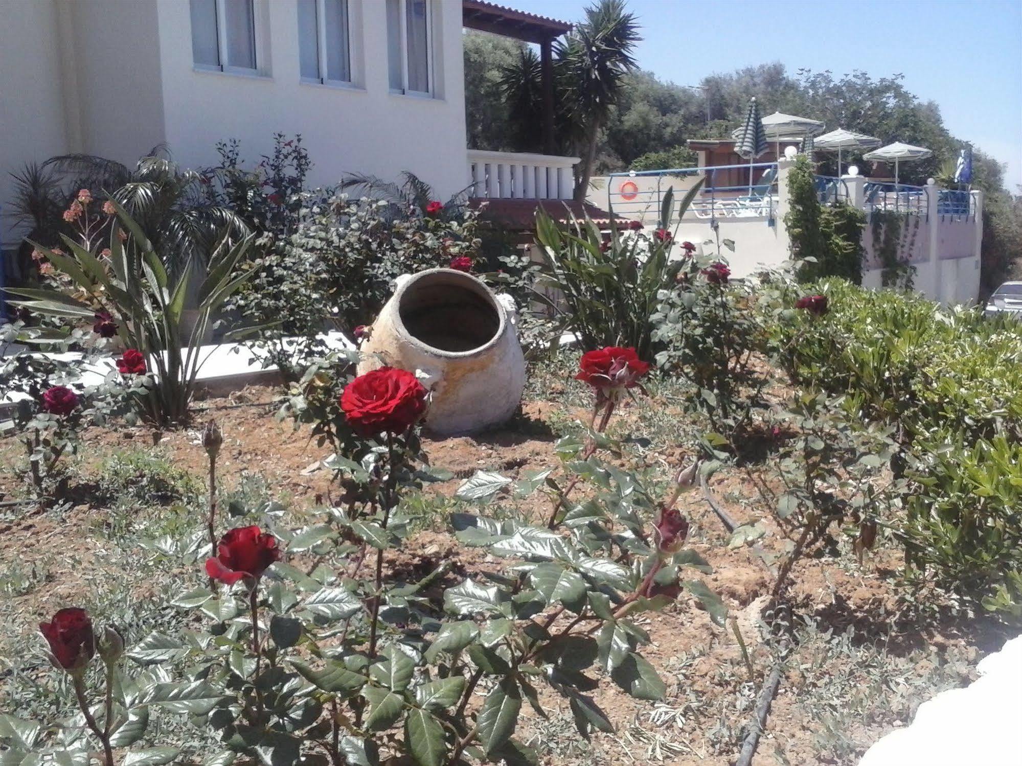Poseidon Apart Otel 2*